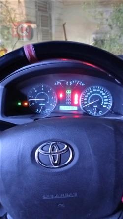 تۆیۆتا لاند کروزەر